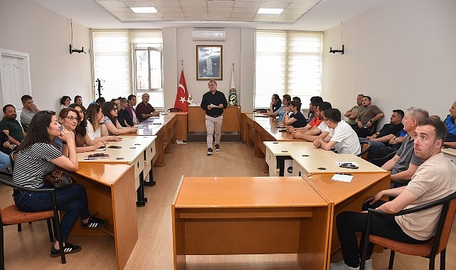 malkara-belediyesi-personellerine-etik-egitimi-verildi.jpg