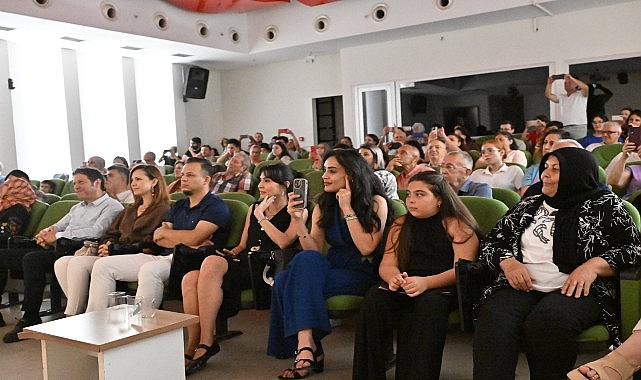 masmek-kursiyerleri-yil-boyunca-ogrendiklerini-sahneye-tasidi.jpg