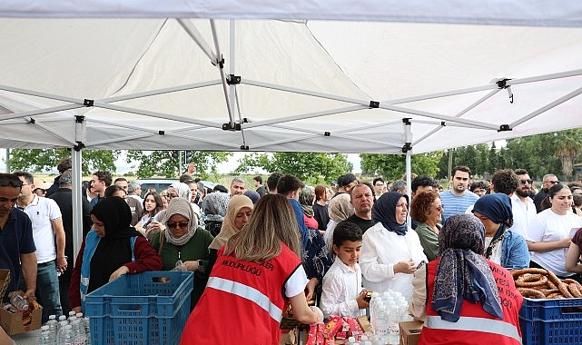 menemen-belediyesi-yksde-de-ogrenci-ve-velilerin-yaninda.jpg