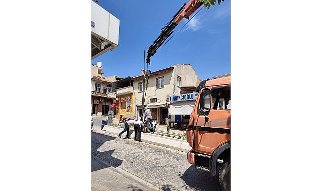 mentese-caddesi-isil-isil.jpg