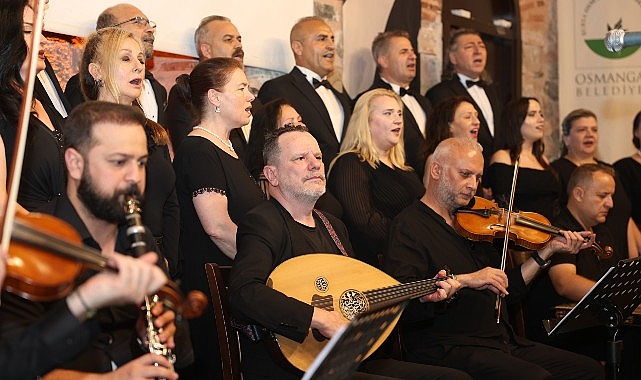 osmangazide-sarkilar-babalar-icin-seslendirildi.jpg