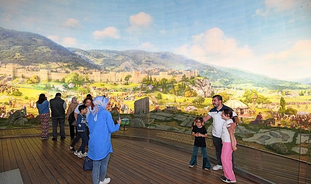 osmangazide-sinemayi-tarihle-bulusturan-etkinlik.jpg