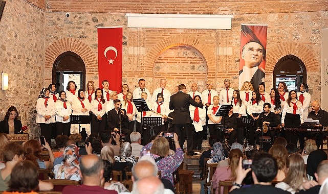 osmangazide-turkuler-gonullere-islendi.jpg