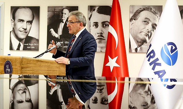 steinway-sons-piyanosu-deu-devlet-konservatuvarinda.jpg