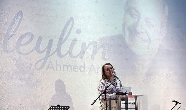 unutulmaz-sair-ahmed-arif-konakta-anildi.jpg