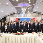 vali-gul-bayrampasada-yogun-temaslarda-bulundu.jpg