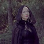 yasemin-ugurludan-yeni-tekli-kizil-topraklar.jpg