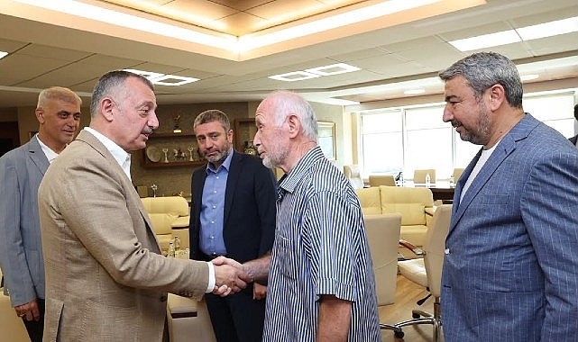 baskan-buyukakin-sampiyonlari-agirladi.jpg