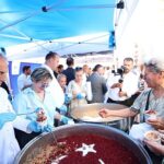 baskan-cebi-vatandaslara-asure-ikram-etti.jpg