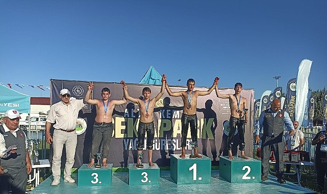 kagitspor-kocaeliyi-sporun-zirvesine-tasidi.jpg