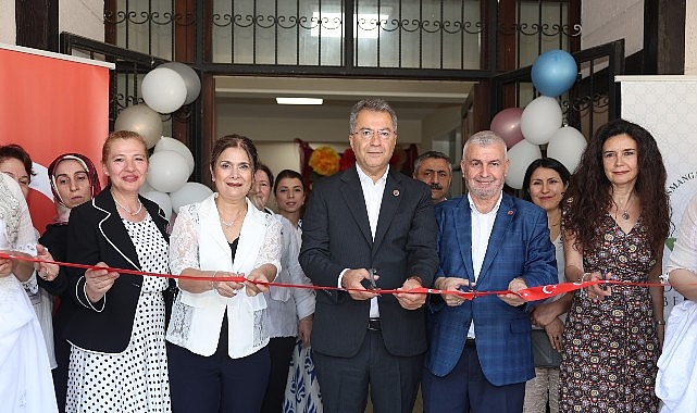 osmek-namik-kemal-kursiyerlerinden-el-emegi-goz-nuru-sergi.jpg