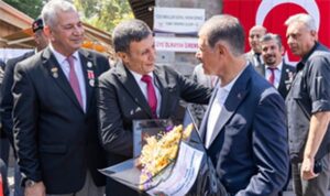 Başkan Tugay, şehit aileleri ve gazilerle buluştu