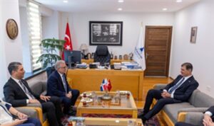 Büyükelçi Lora’dan Başkan Tugay’a ziyaret