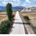 Büyükşehir Belediyesi’nin kırsalda yol çalışmaları sürüyor
