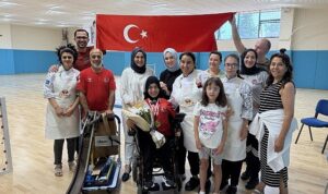 Dünya şampiyonu Havva Alyurt’a sürpriz kutlama