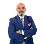 Finansal teknolojiler ve yapay zeka eğitimlerini tamamlayan gençler sektöre hazır