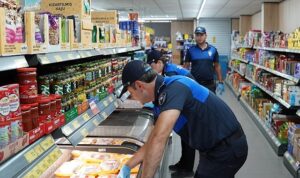 Güzelbahçe’de Market ve Gıda İşletmelerine Sıkı Denetim