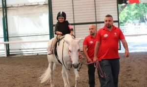 İBB Çocuklar İçin Binicilik Etkinlikleri Başlattı