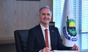 İnegöl Belediyesi’nden Mevlid Kandilinde Helva İkramı