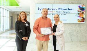 “İyileştiren Ellerden Rengârenk İzler” Sergisi Sanatseverlerle Buluştu