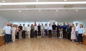 Karabağlar’ın her yıl 80 milyon lirası sahipsiz atıklara gidiyor
