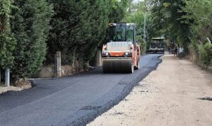 Kartepe’de Yollar Adım Adım Yenileniyor