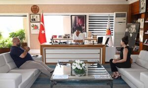Kızılay otobüsü Kemer’e geliyor