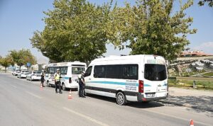 Konya Büyükşehir Zabıtası Toplu Taşıma Denetimlerini Sürdürüyor