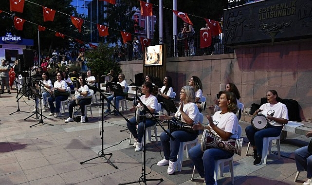 Malkara’da 30 Ağustos Zafer Bayramı Fener Alayı Coşkuyla Gerçekleştirildi