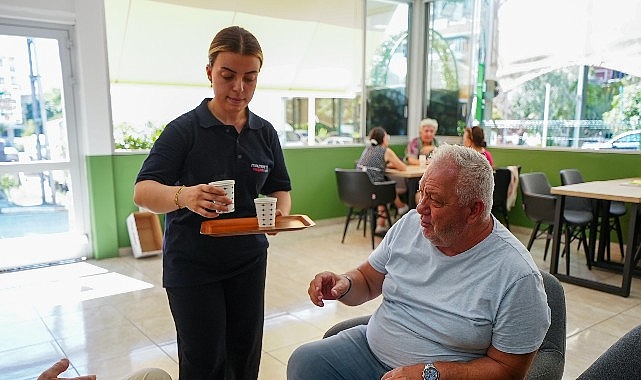 “Maltepe Belediyesi Emekli Dayanışma Evi” uygun fiyatlarıyla emeklilerin göz bebeği oldu