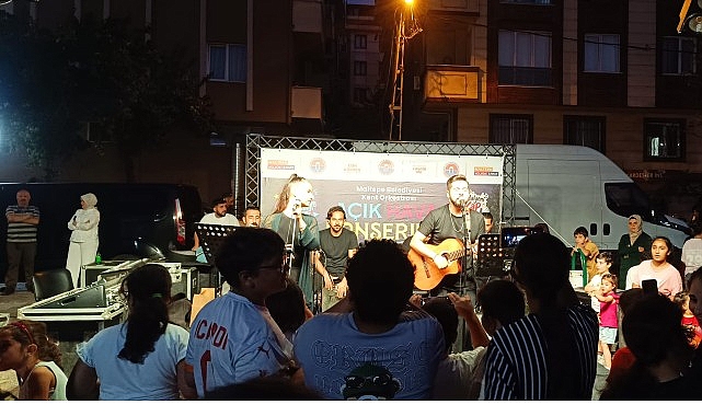 Maltepe’de açık hava konserleri büyük coşkuyla devam ediyor