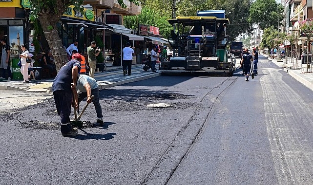 Salihli’nin Şüheda Caddesi Baştan Aşağı Yenileniyor