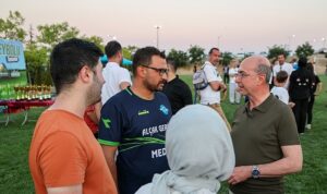 Selçuklu Belediyesi Tarafından Düzenlenen Çim Voleybolu Turnuvası Sona Erdi
