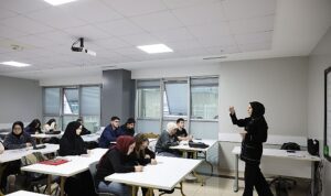 Bağcılar Belediyesi, öğrencilerin yanında