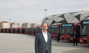 Başkan Altay Konya’daki Üniversitelere İlk Kez Kayıt Yaptıran Öğrencilerin Bu Yıl da Toplu Ulaşımı 7 Gün Ücretsiz Kullanabileceğini Açıkladı