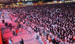 Başkan Çerçioğlu On Binlerce Aydınlıyı Atatürk Kent Meydanı’nda Kurtuluş Coşkusunda Buluşturdu