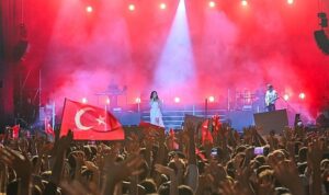 İEF’de 9 Eylül coşkusu