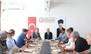 İnegöl Belediyesi’nden Mediha Hayri Çelik Fen Lisesi’ne Semt Sahası