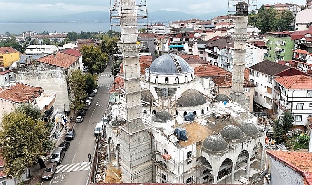 Kuruçeşme Merkez Camii’nde siluet ortaya çıkıyor