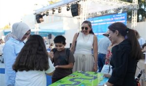 Otobüslerden duraklara İzmir’in ulaşım hafızası fuarda