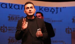 Budak: Kendi yolunuzu bulmanız gerekiyor