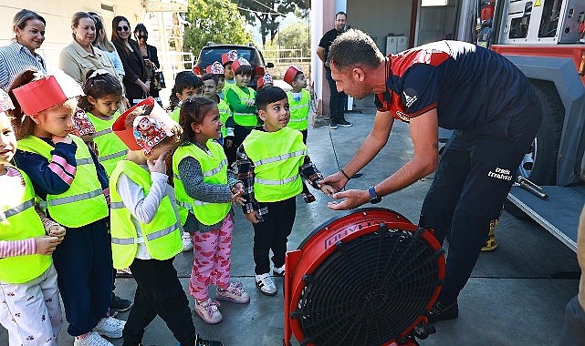 Efes Selçuklu Miniklerden İtfaiye Haftası’nda Anlamlı Ziyaret