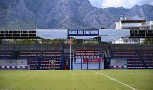Kemer İlçe Stadı yeni sezona hazır